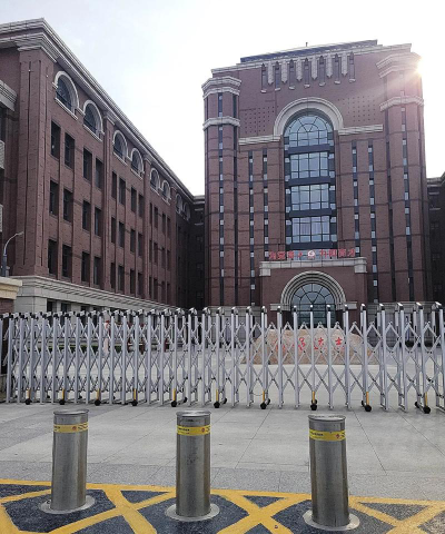 通辽市华龙私立学校阅读区