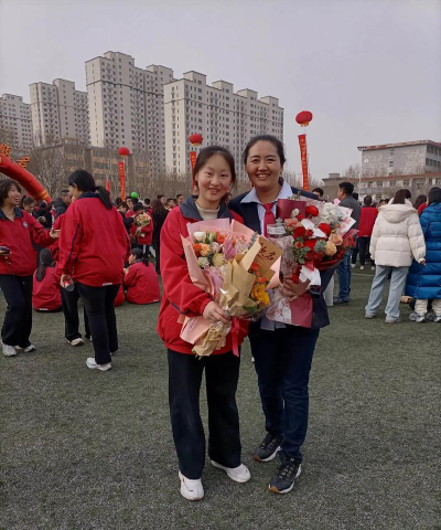 鸡东县平阳镇平阳中学阅读区