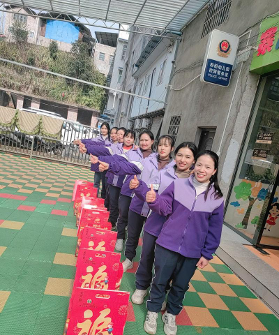 南江盼盼幼儿园阅读区