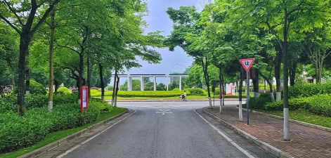 南宁职业技术大学阅读区