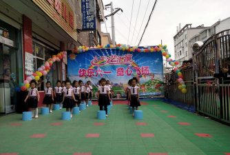 万山镇幼儿园阅读区