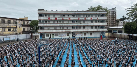 海丰县海城镇新城小学阅读区