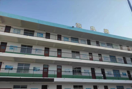 德阳市绵竹市土门初级中学阅读区