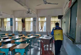 信宜市水口镇飞马小学阅读区