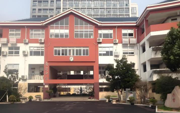 嘉定区南苑中学阅读区