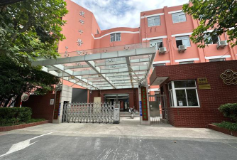 上海市建平中学西校阅读区