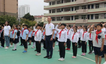 合肥市蚌埠路第四小学阅读区
