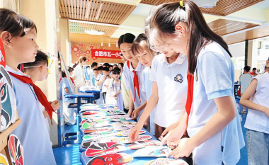 合肥市五一小学阅读区