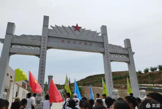 弥渡县德苴乡初级中学阅读区