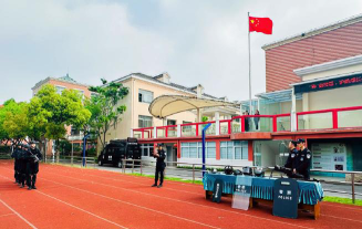 泖港学校阅读区