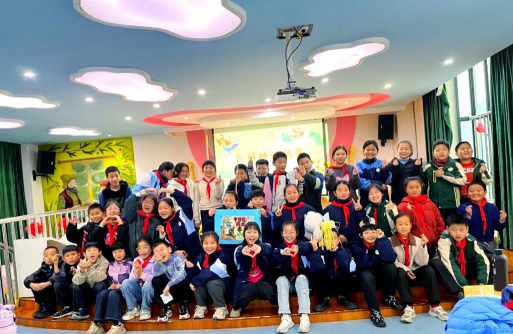 合肥市太湖路小学阅读区