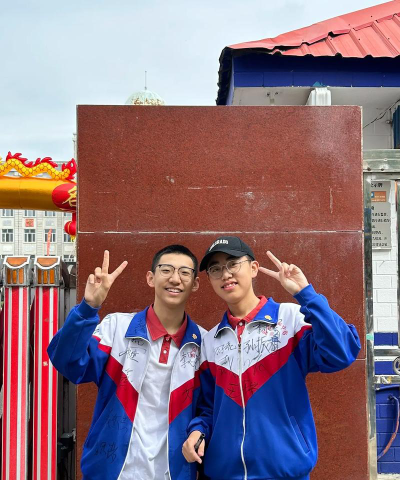 富锦市第四中学阅读区