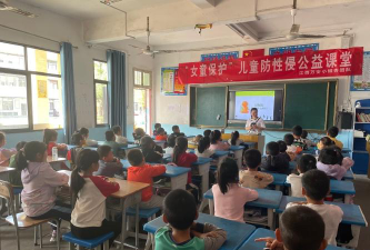河田镇圳口小学阅读区