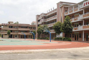 建德市杨村桥镇长宁小学阅读区
