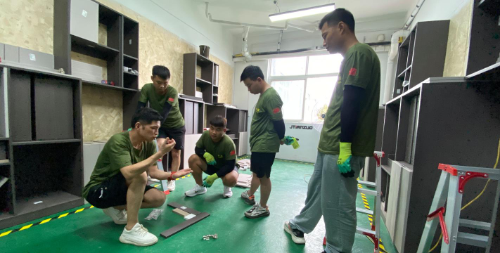 阿拉尔市匠心培训有限公司阅读区