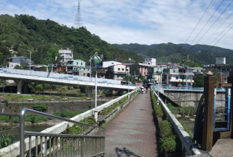 新北市立坪林国中阅读区