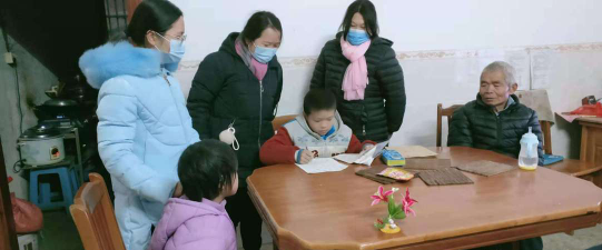 信宜市大成镇城垌小学阅读区