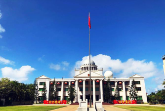 新北市立三多国中阅读区
