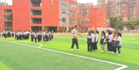 宁波市江北区实验小学阅读区