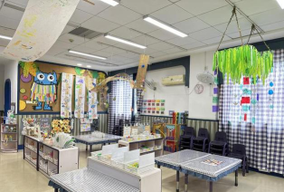 佛山市顺德区勒流光大幼儿园阅读区