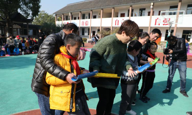上海青浦辅读学校阅读区