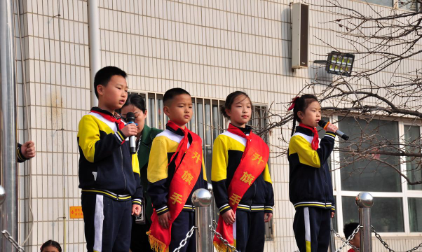 源城区新兴小学阅读区