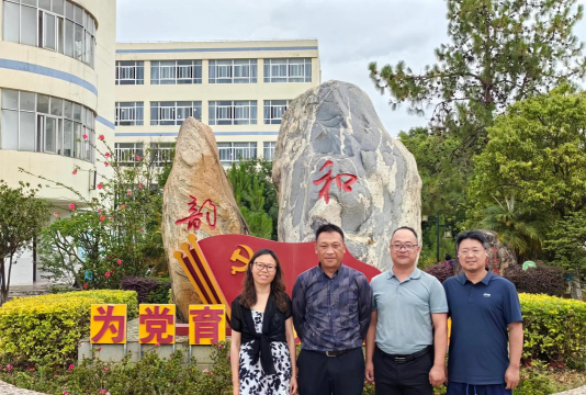 嘉陵区安平二中阅读区