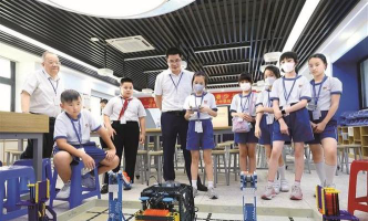 元朗公立中学阅读区