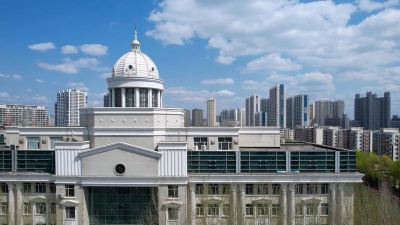 黑龙江大学附属中学校阅读区
