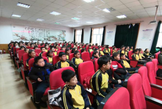 松花江农场中学阅读区