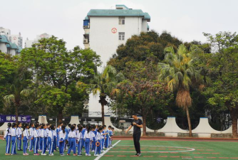 花莲县立秀林国中阅读区