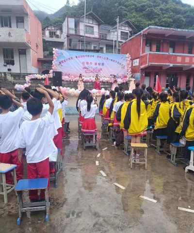嘉善县西塘镇平川小学阅读区