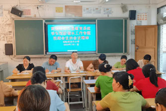 汤坑镇东兴小学阅读区