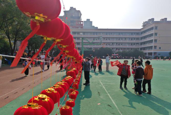 留隍环市小学阅读区
