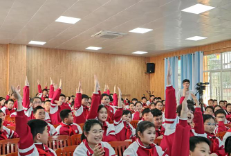 江城第六小学阅读区