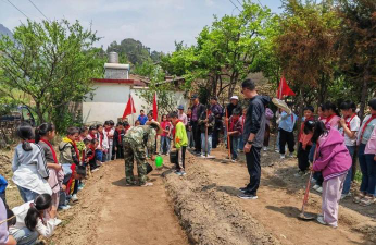 昌宁县大田坝乡中心完小阅读区
