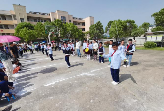 桐城市碧峰辅导小学阅读区