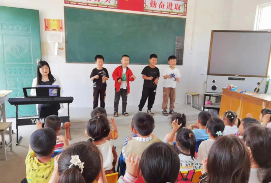 广阳中心小学阅读区