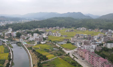五华县长布镇横江教学点阅读区