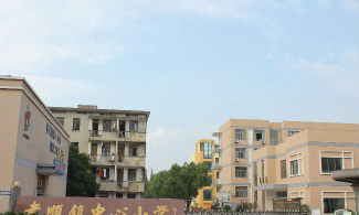 金东区孝顺镇浦口中心小学阅读区