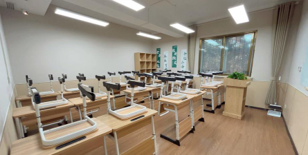 乌拉特前旗智淼培训学校有限公司阅读区