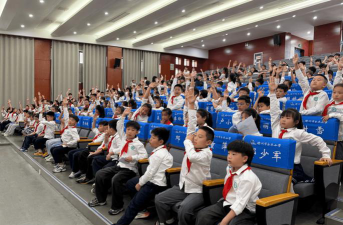 滁州市花园小学阅读区