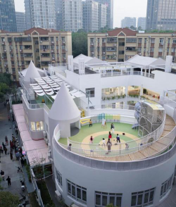 深圳市南山区春天幼儿园阅读区