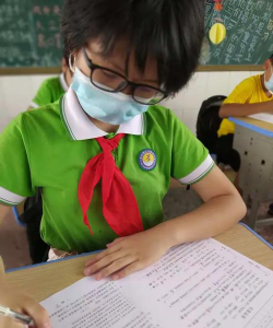 大柘镇超竹小学阅读区