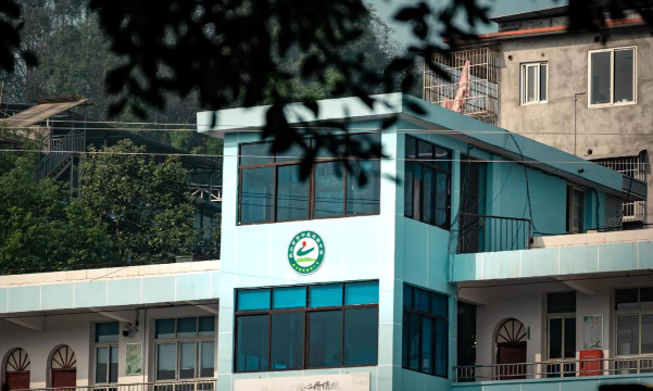 巴州区凌云初级中学阅读区