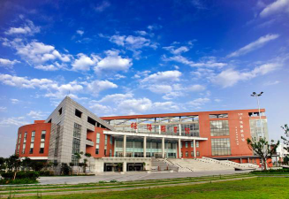 湖南汽车工程职业大学阅读区