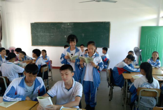 临高中学阅读区