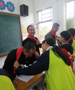海丰县平东镇南门小学阅读区