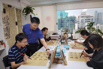 云浮市云城区行云书画培训有限公司阅读区