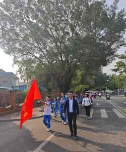 海丰县城东镇龙山小学阅读区